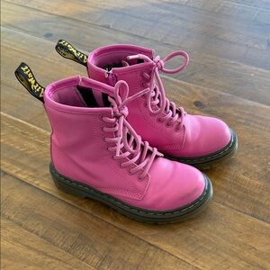 Dr. Martens Fuchsia pink Ankle Boots girls size 12